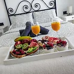 Korner Apartman *