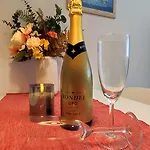 Korner Apartman *